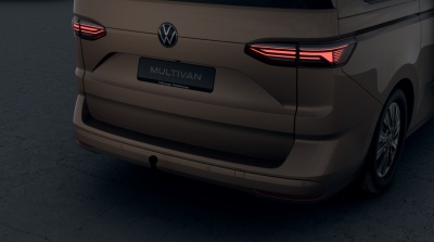VW Multivan Bulli Long 2.0 TDI (pohľad do interiéru)