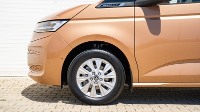 VW Multivan Bulli Long 2.0 TDI (pohľad do interiéru)