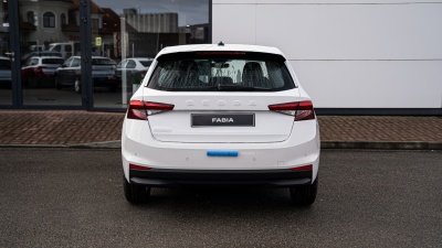 Fabia 1.0 MPI Drive 130 Plus (pohľad spredu)