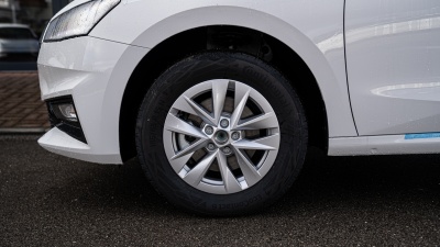 Fabia 1.0 MPI Drive 130 Plus (pohľad do interiéru)