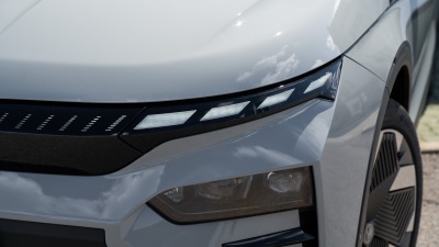 Škoda Elroq RS (pohľad spredu)