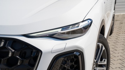 AUDI Q5 Sportback 2.0 TDI Quattro (pohľad do interiéru)