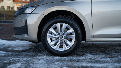 Škoda Octavia 1.5 TSI Drive 130 (pohľad do interiéru)