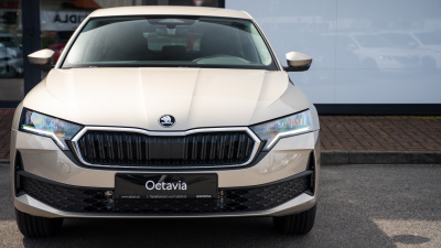 Škoda Octavia 1.5 TSI Drive 130 (pohľad zozadu)