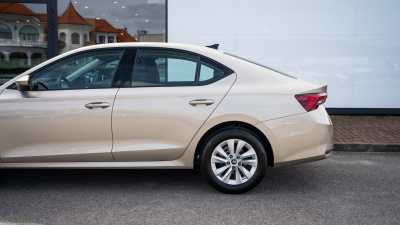 Škoda Octavia 1.5 TSI Drive 130 (pohľad do interiéru)