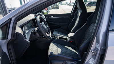 VW Golf R-Line Limited 1.5 eTSI 