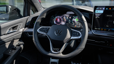 VW Golf R-Line Limited 1.5 eTSI 