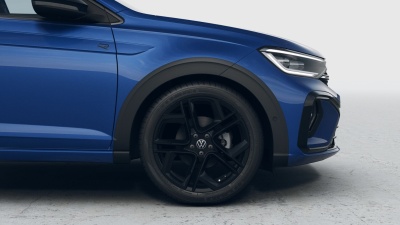VW Taigo 1.0 TSI R-Line Limited (pohľad do interiéru)