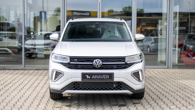 VW T-Cross 1.5 TSI R-Line Limited (pohľad do interiéru)
