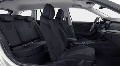 Škoda Octavia Combi 2.0 TDI Selection (pohľad spredu)