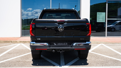 VW Amarok 3.0 TDI Aventura 4x4 N1 (pohľad do interiéru)