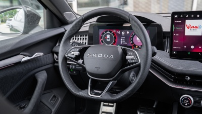 Škoda Superb 2.0 TDI Sportline 4x4