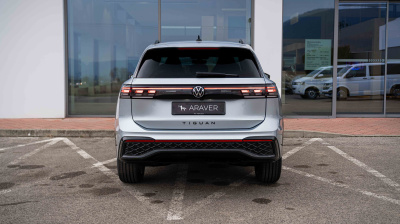 VW Tiguan 1.5 eTSI R-line (pohľad do interiéru)