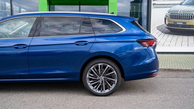 Škoda Superb Combi 2.0 TDI L&K 4x4 (pohľad do interiéru)