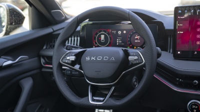 Škoda Superb Combi 2.0 TSI Sportline 4x4