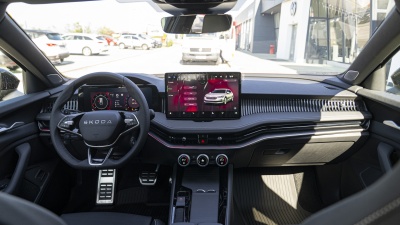 Škoda Superb Combi 2.0 TSI Sportline 4x4
