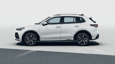 VW Tiguan 1.5 TSI eHybrid R-Line Limited (pohľad zboku)