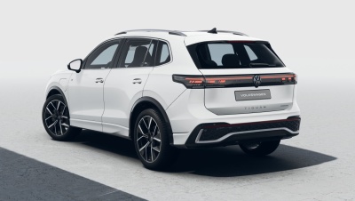 VW Tiguan 1.5 TSI eHybrid R-Line Limited (pohľad zozadu)