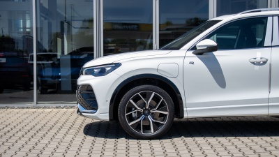 VW Tiguan 1.5 TSI eHybrid R-Line Limited (pohľad zozadu)