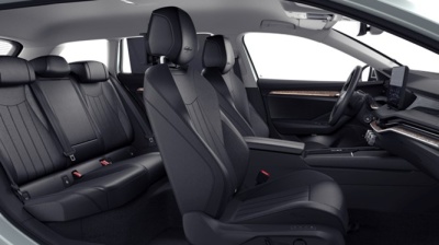 Škoda Superb Combi 2.0 TDI L&K 4x4 (pohľad zozadu)