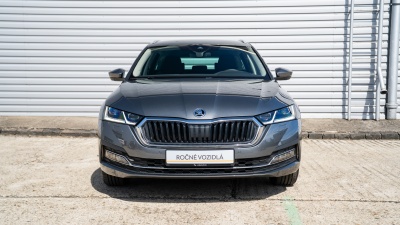 Škoda Octavia Combi 1.5 TSI Style (pohľad do interiéru)