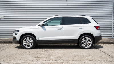 Škoda Karoq Ambition Plus 1,5 TSI DSG7 (pohľad zboku)