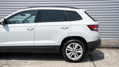 Škoda Karoq Ambition Plus 1,5 TSI DSG7 (pohľad do interiéru)
