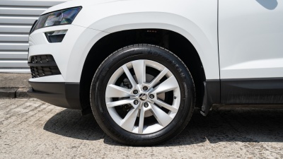 Škoda Karoq Ambition Plus 1,5 TSI DSG7 (pohľad do interiéru)