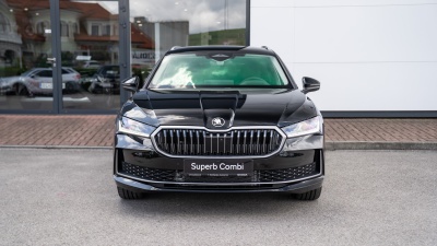 Škoda Superb Combi 2.0 TDI L&K 4x4 (pohľad zboku)