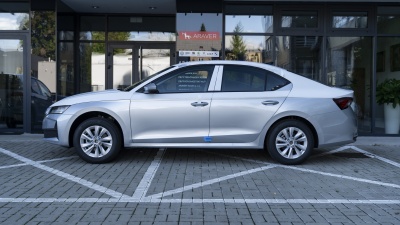 Škoda Octavia 1.5 TSI Drive 130 (pohľad spredu)