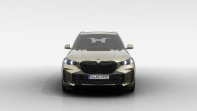 BMW X5 50e xDrive (pohľad do interiéru)