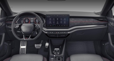 Škoda Octavia RS 2.0 TSI  (pohľad spredu)