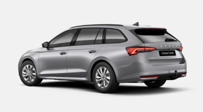 Škoda Octavia Combi 1.5 TSI Drive (pohľad zozadu)