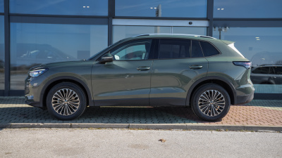 VW Tiguan 2.0 TSI Limited 4x4 (pohľad do interiéru)