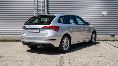 Škoda Scala 1.0 TSI Ambition (pohľad do interiéru)