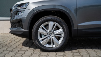 Škoda Karoq 1.5 TSI Drive 130 (pohľad do interiéru)