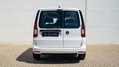 VW Caddy Basis 2.0 TDI (pohľad spredu)