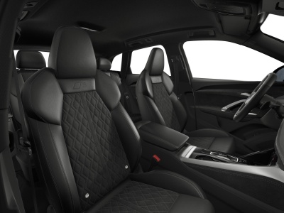 AUDI Q5 2.0 TFSI Quattro (pohľad do interiéru)