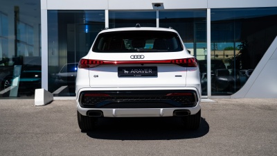 AUDI Q5 2.0 TFSI Quattro (pohľad spredu)
