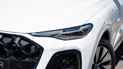 AUDI Q5 2.0 TFSI Quattro (pohľad do interiéru)