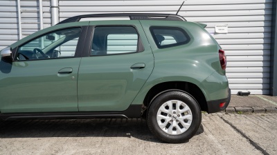 Dacia Duster 1.0 TCe Expression (pohľad do interiéru)