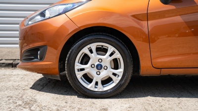 Ford Fiesta 1.0 EcoBoost (pohľad do interiéru)