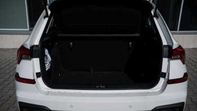 Škoda Kamiq 1.5 TSI Selection (pohľad do interiéru)