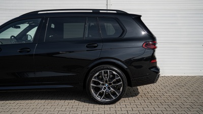 BMW X7 M60i xDrive