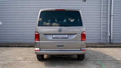 Volkswagen Multivan 2.0 TDI (pohľad do interiéru)