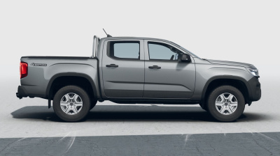VW Amarok 2.0 TDI 4WORK 4x4 (pohľad spredu)