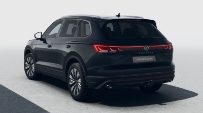 VW Touareg 3.0 TDI Limited (pohľad zozadu)