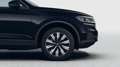 VW Touareg 3.0 TDI Limited (pohľad do interiéru)