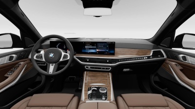 BMW X7 40d xDrive (pohľad do interiéru)