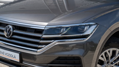 Volkswagen Touareg 3.0 TDI (pohľad do interiéru)